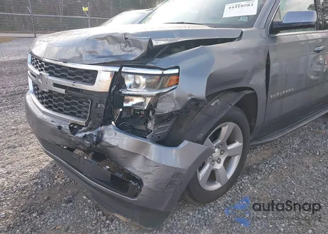 2018 Chevrolet Suburban Lt z USA, uszkodzony, nr VIN 1GNSCHKC1JR253757